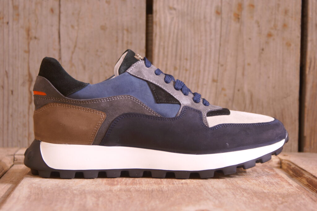 H32 sneakers Alkmaar Trelo